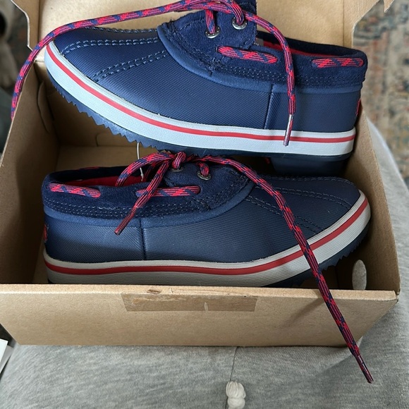 LLBean Kids rangeley rain shoe Navy Blue Shoes with Red Accents - Picture 2 of 8